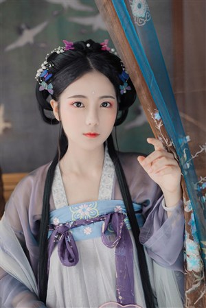 妻子初次接受三人行小说